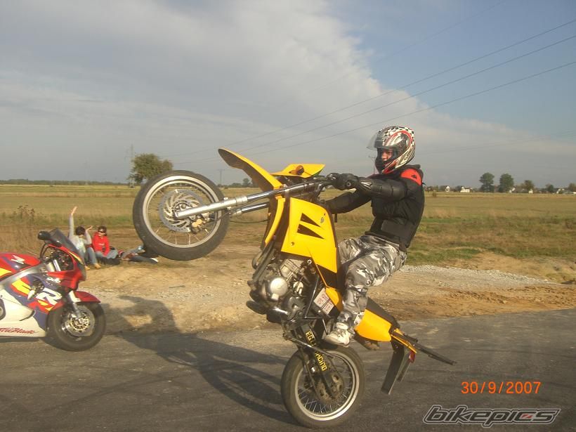Photo 1091208