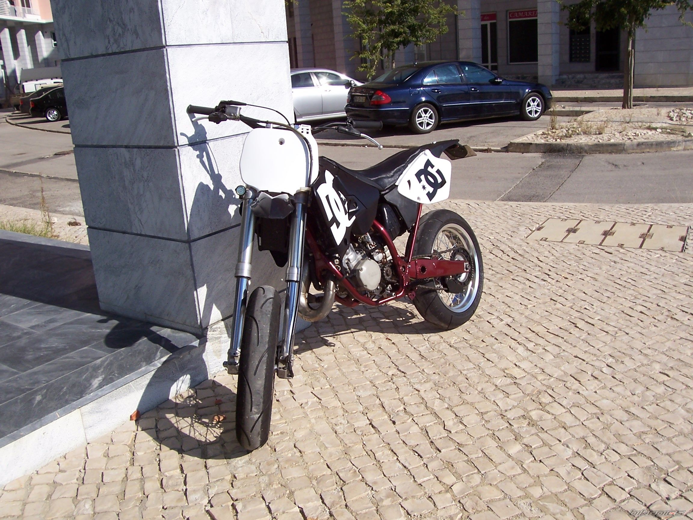 Photo 1091599