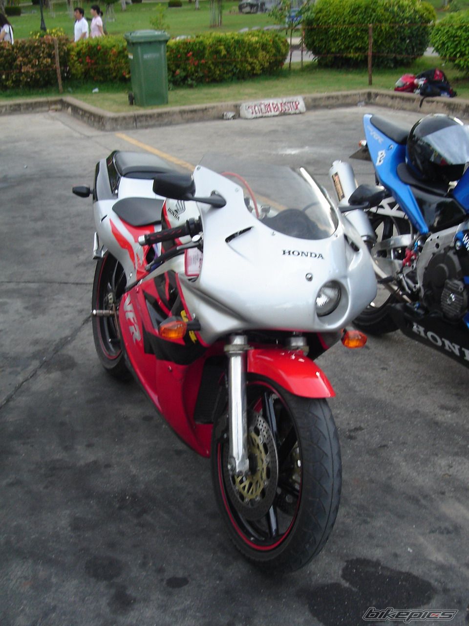 Photo 1091761