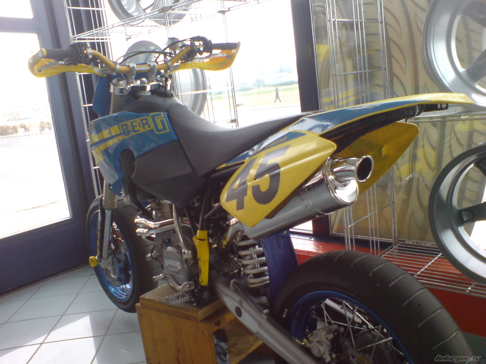 Bike Photo 1091887