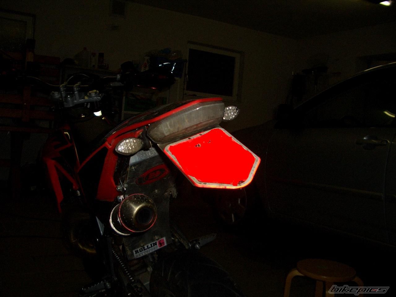 Photo 1092190