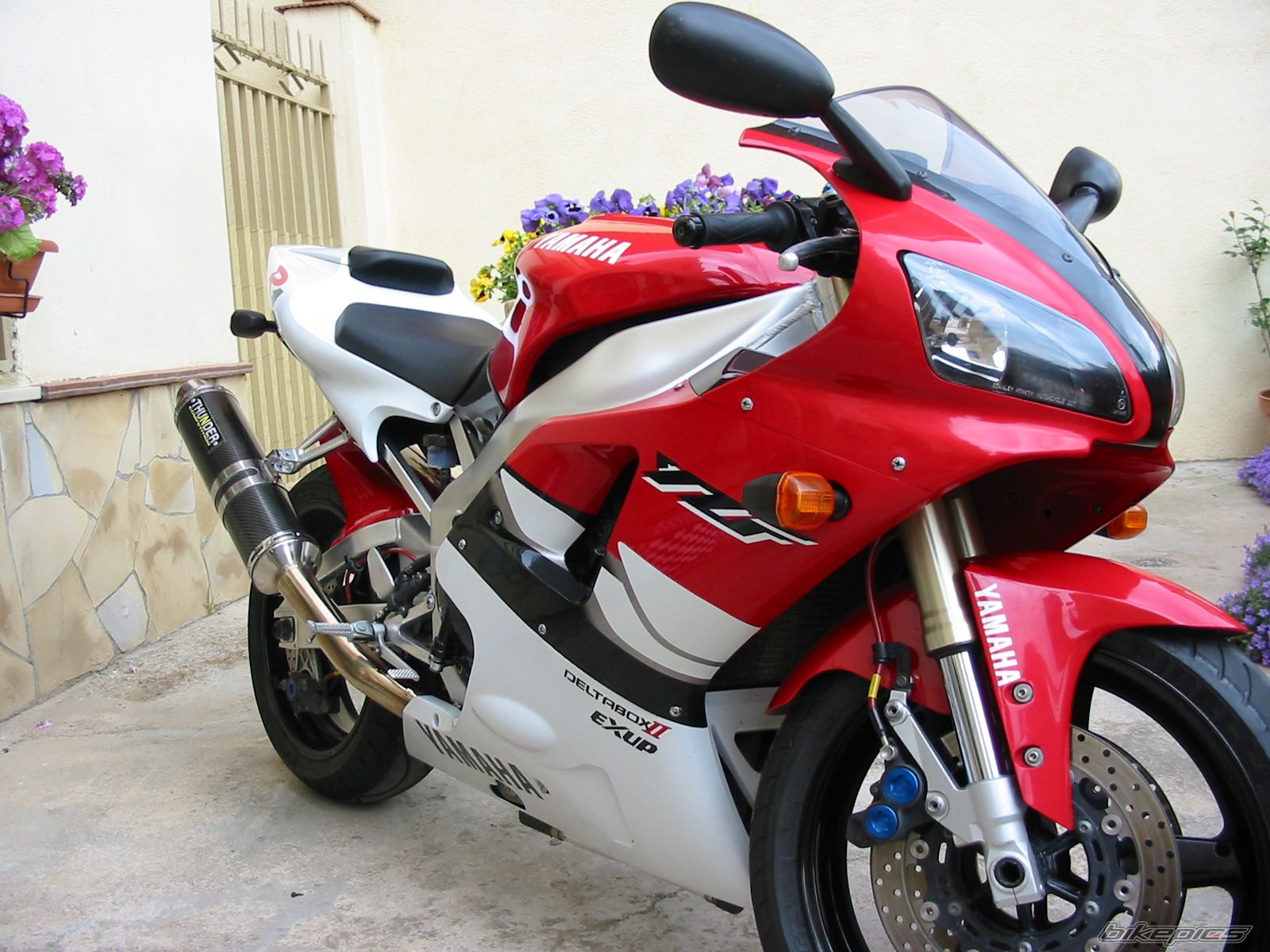 Photo 1092361