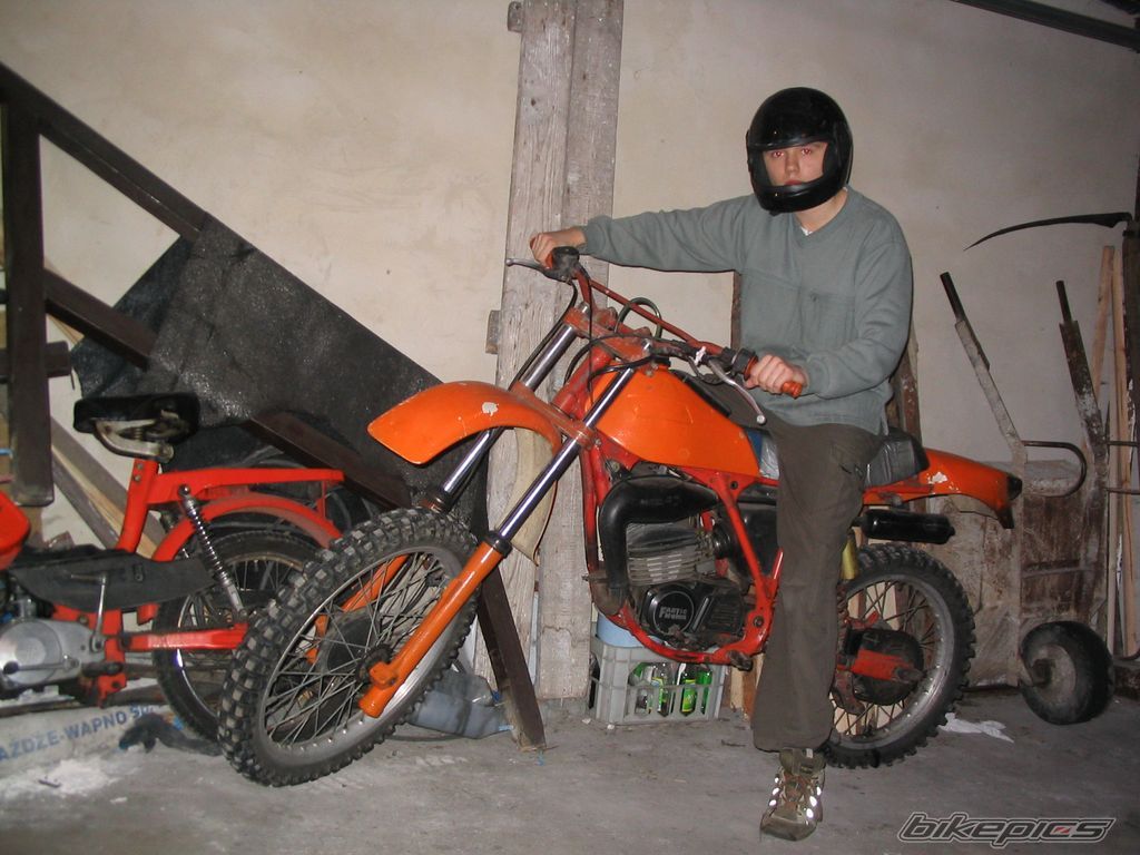 Photo 1093353
