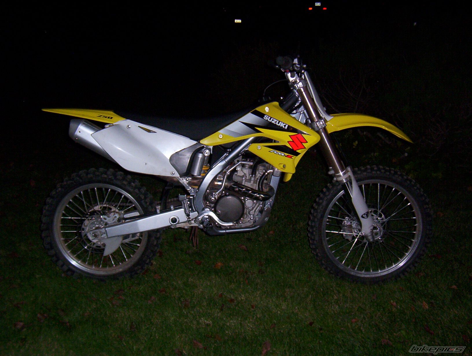 Photo 1093419