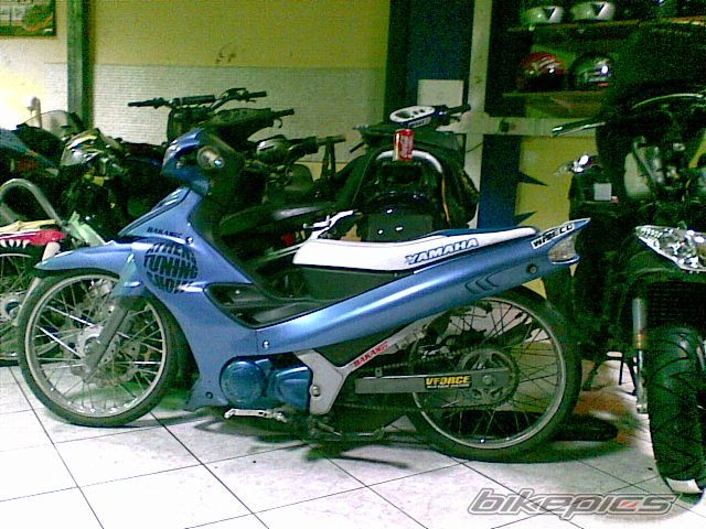 Photo 1093636