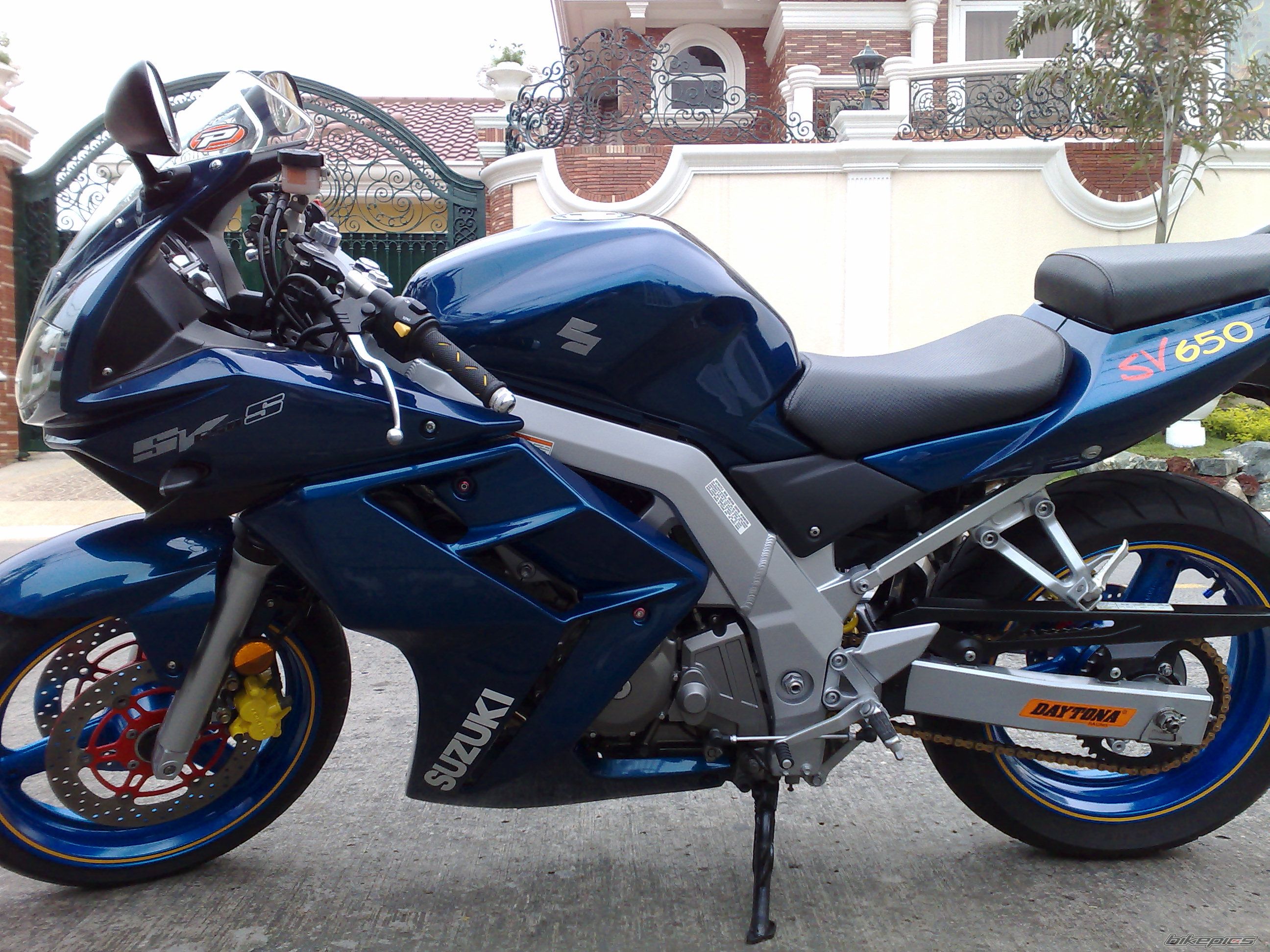 Photo 1093657