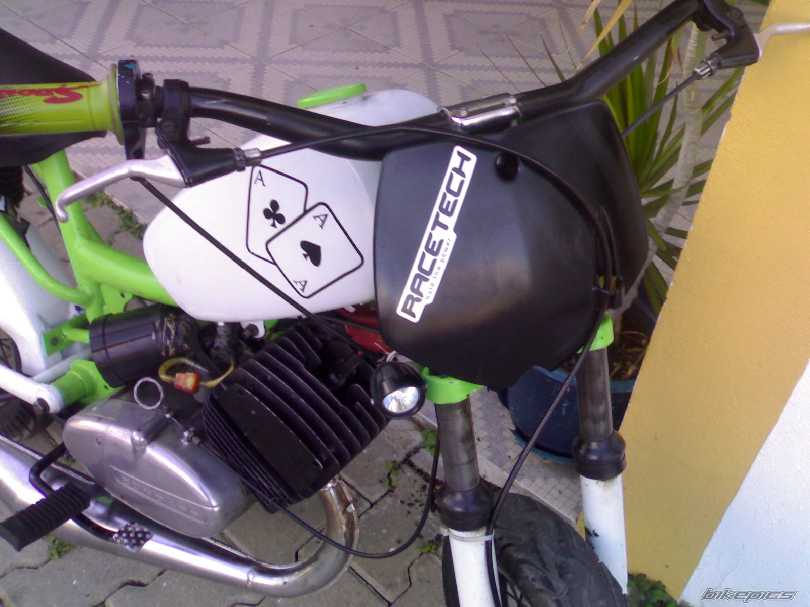 Photo 1093736