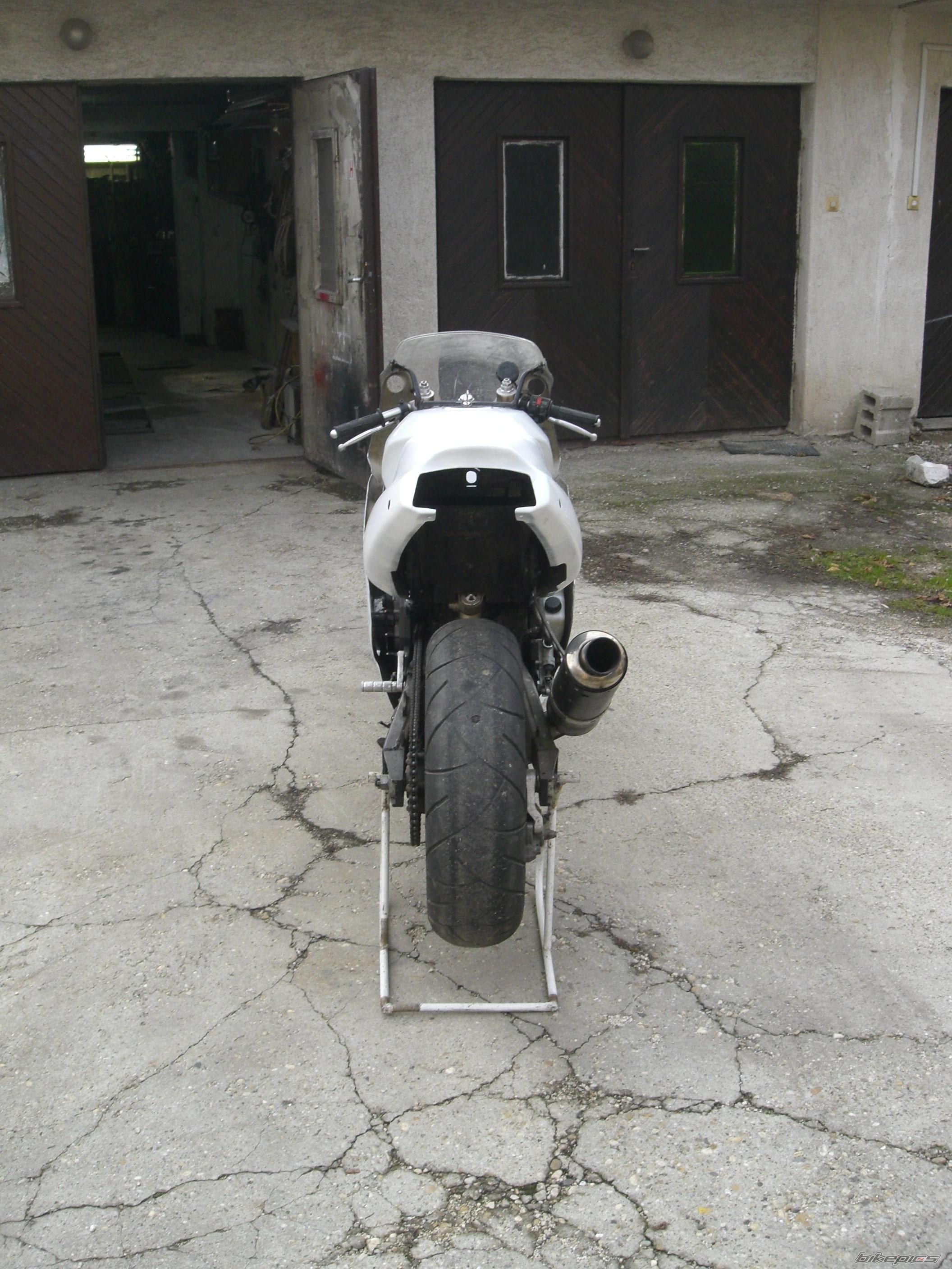 Photo 1093756