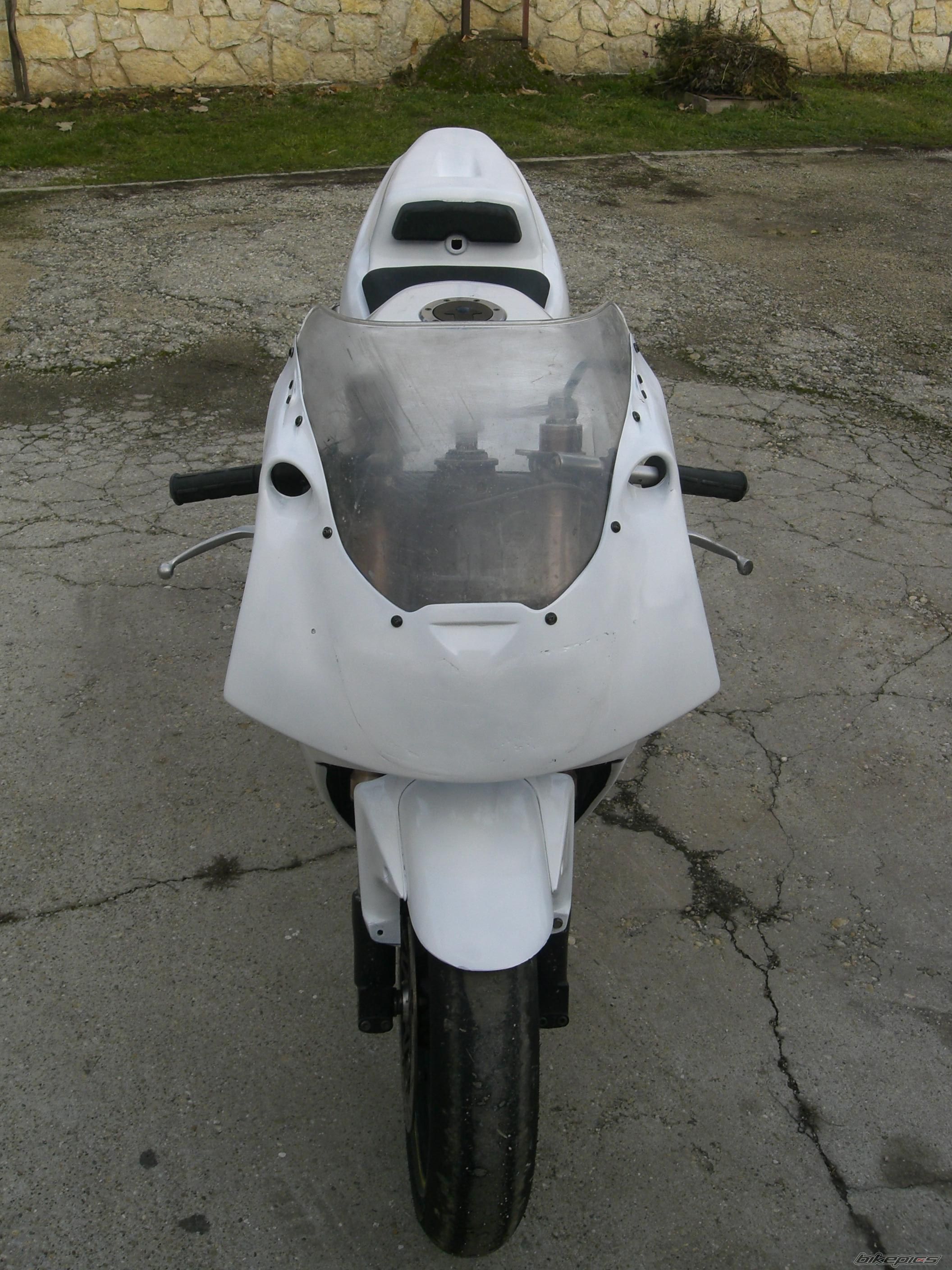 Photo 1093757