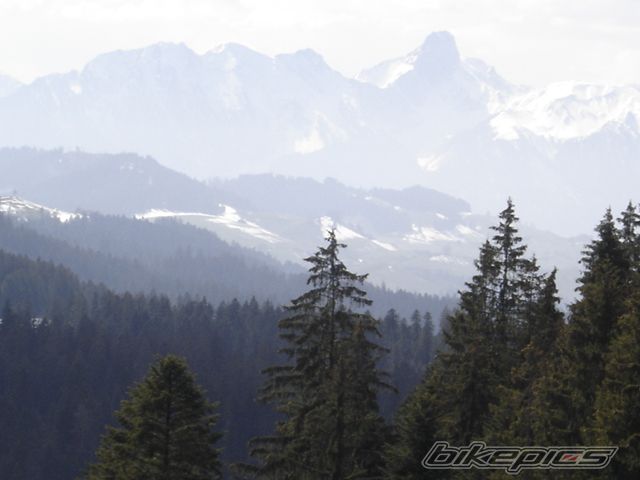 Photo 1093866