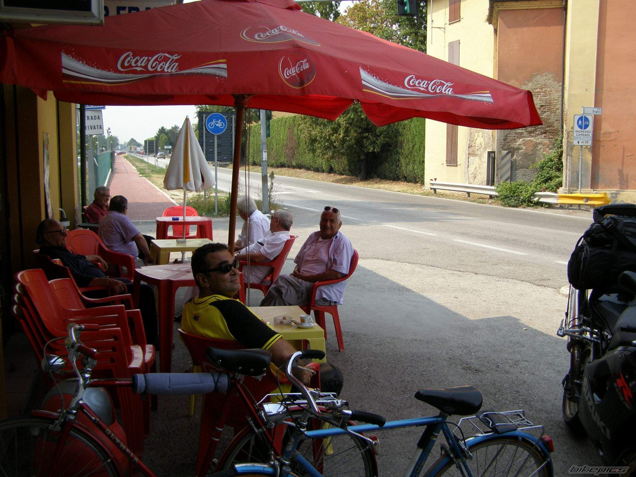 Photo 1093915