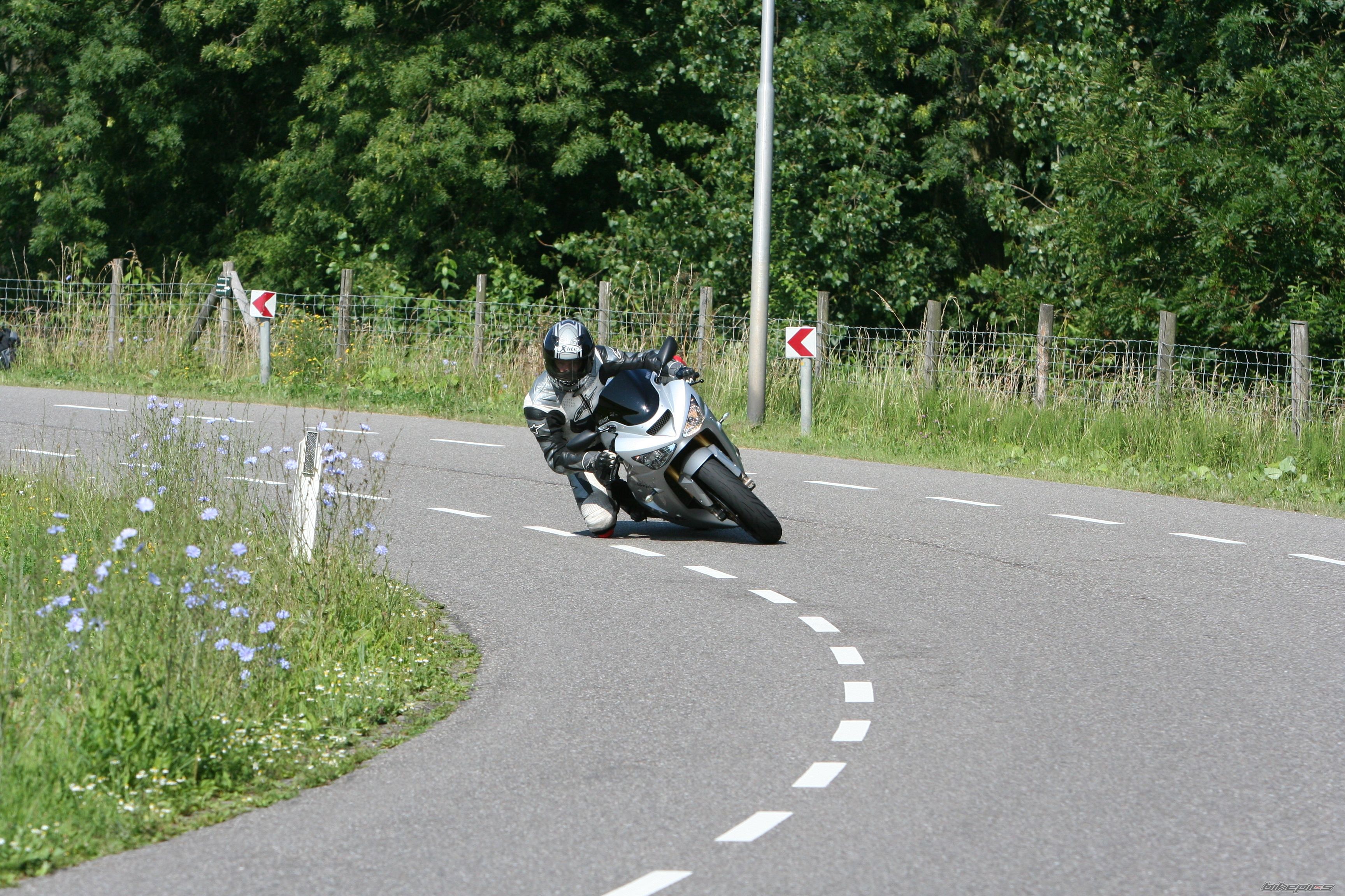 Photo 1094004