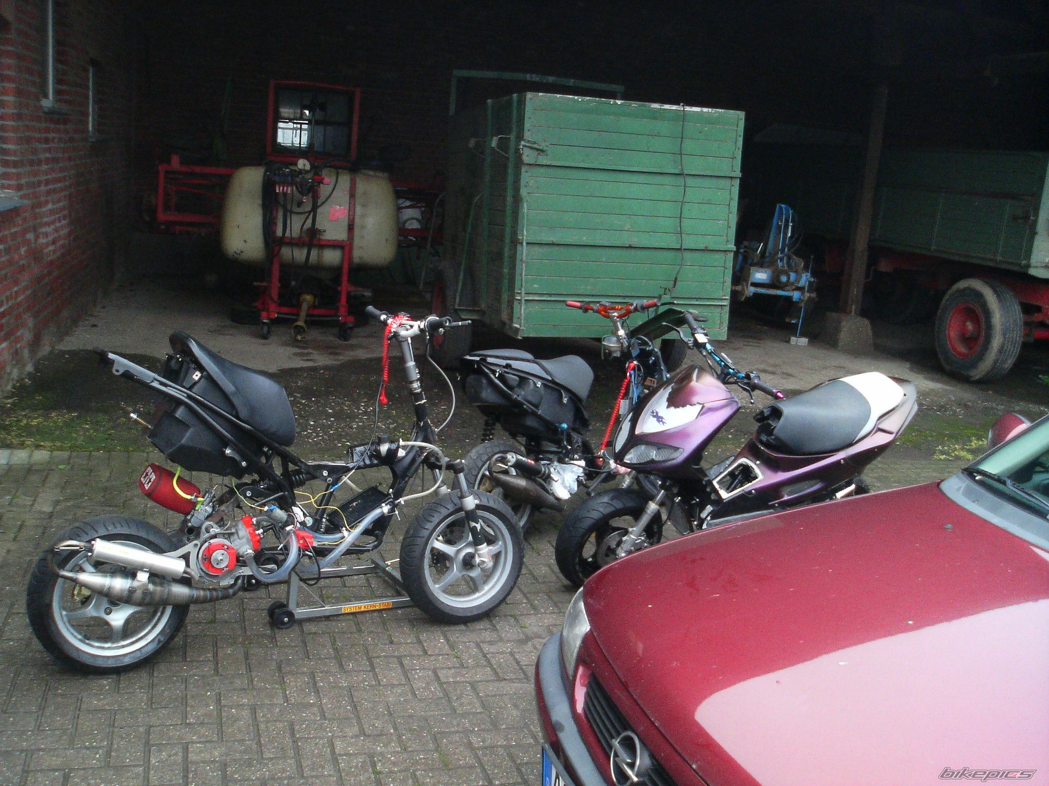 Photo 1094072