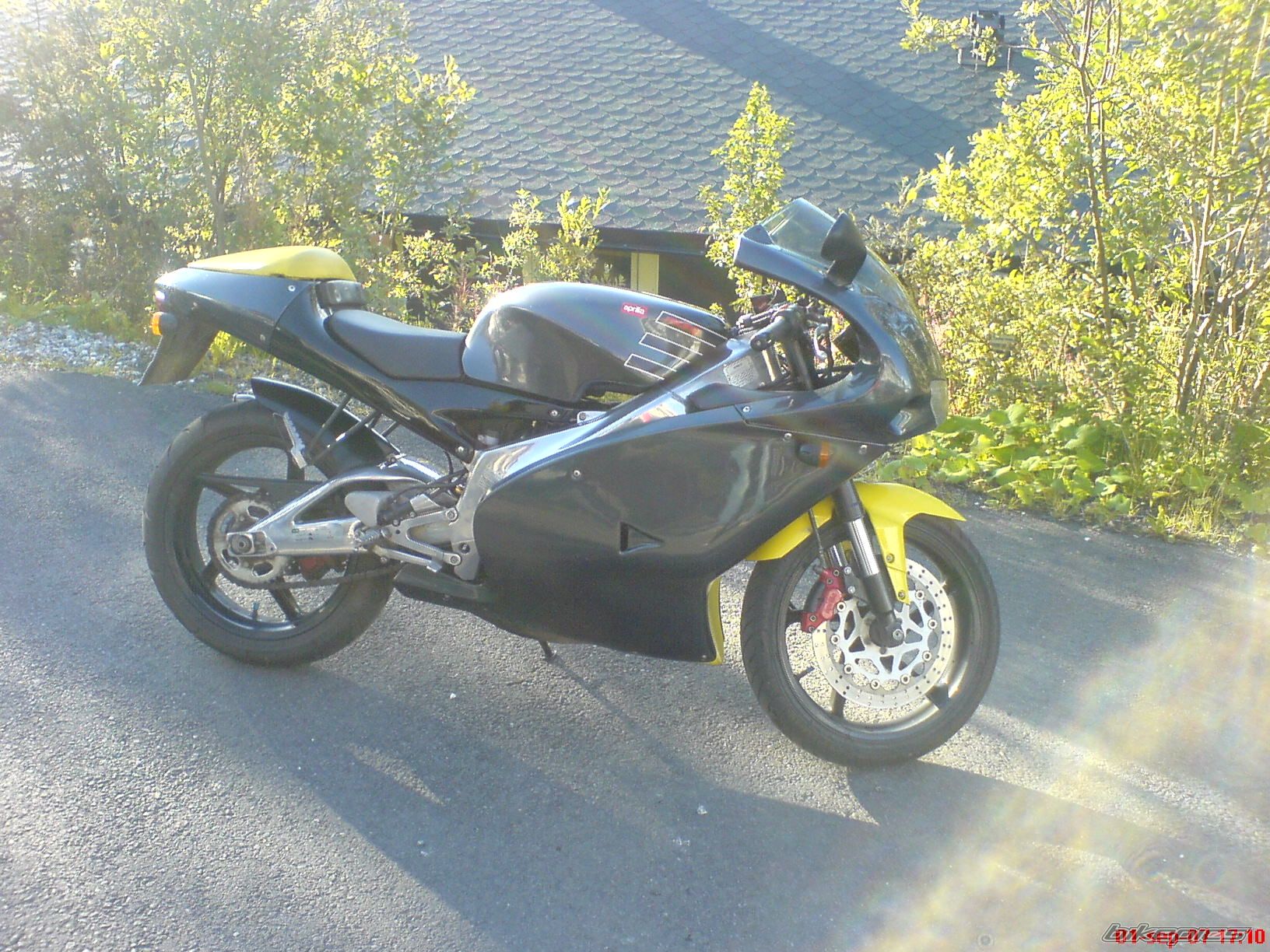 Photo 1094104