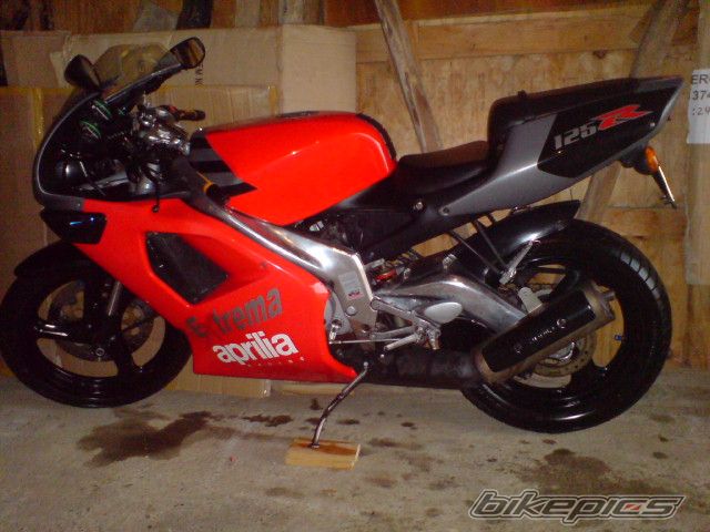 Photo 1094116