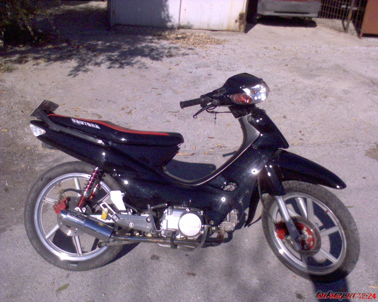 Bike Photo 1094628