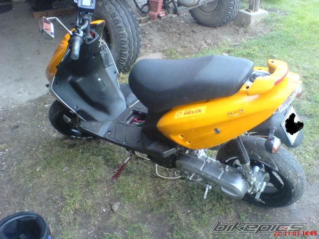 Photo 1094636