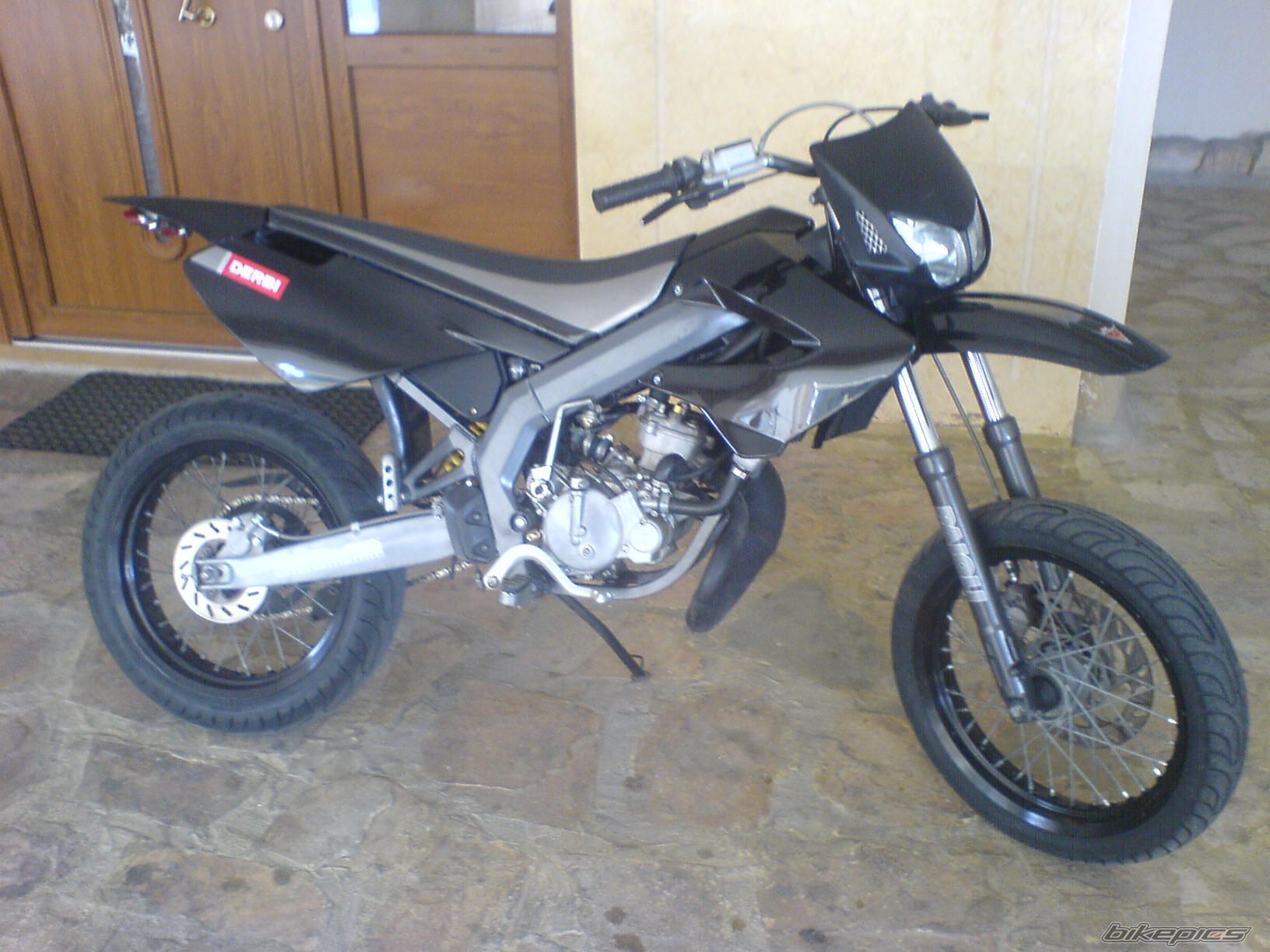 Photo 1094692