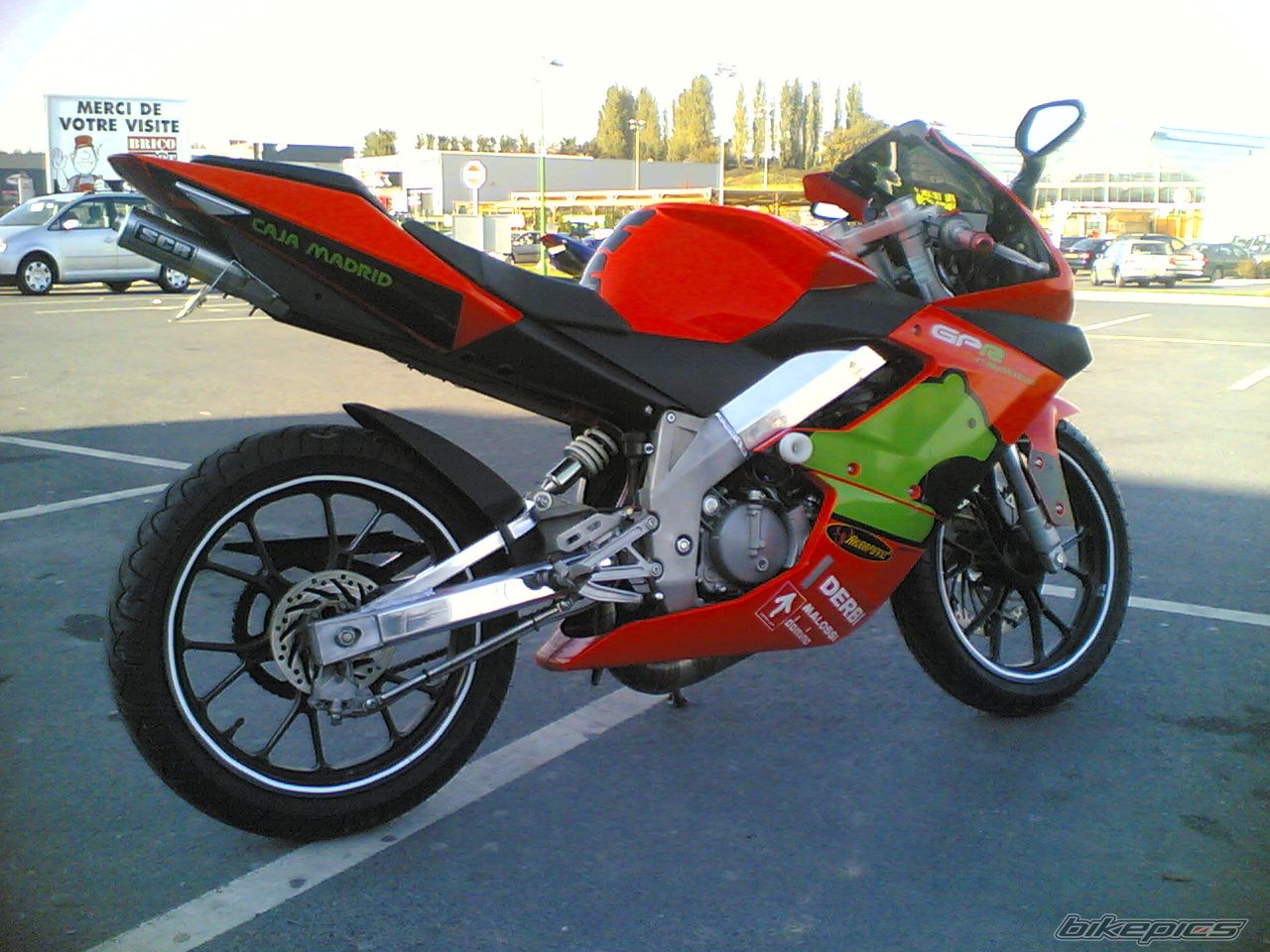 Photo 1094947