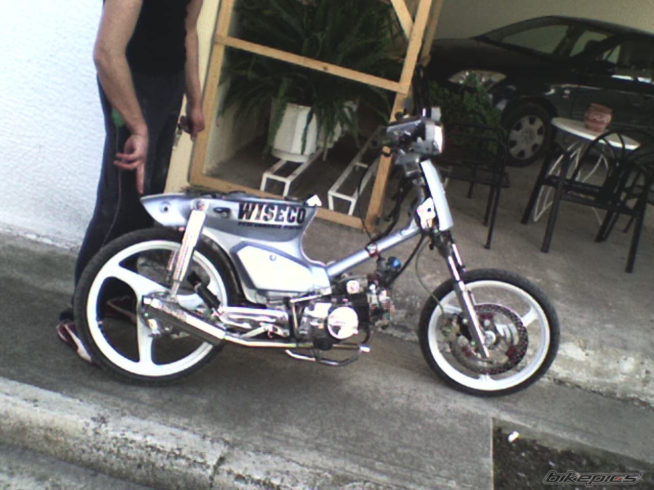 Photo 1094980