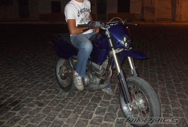 Photo 1095666