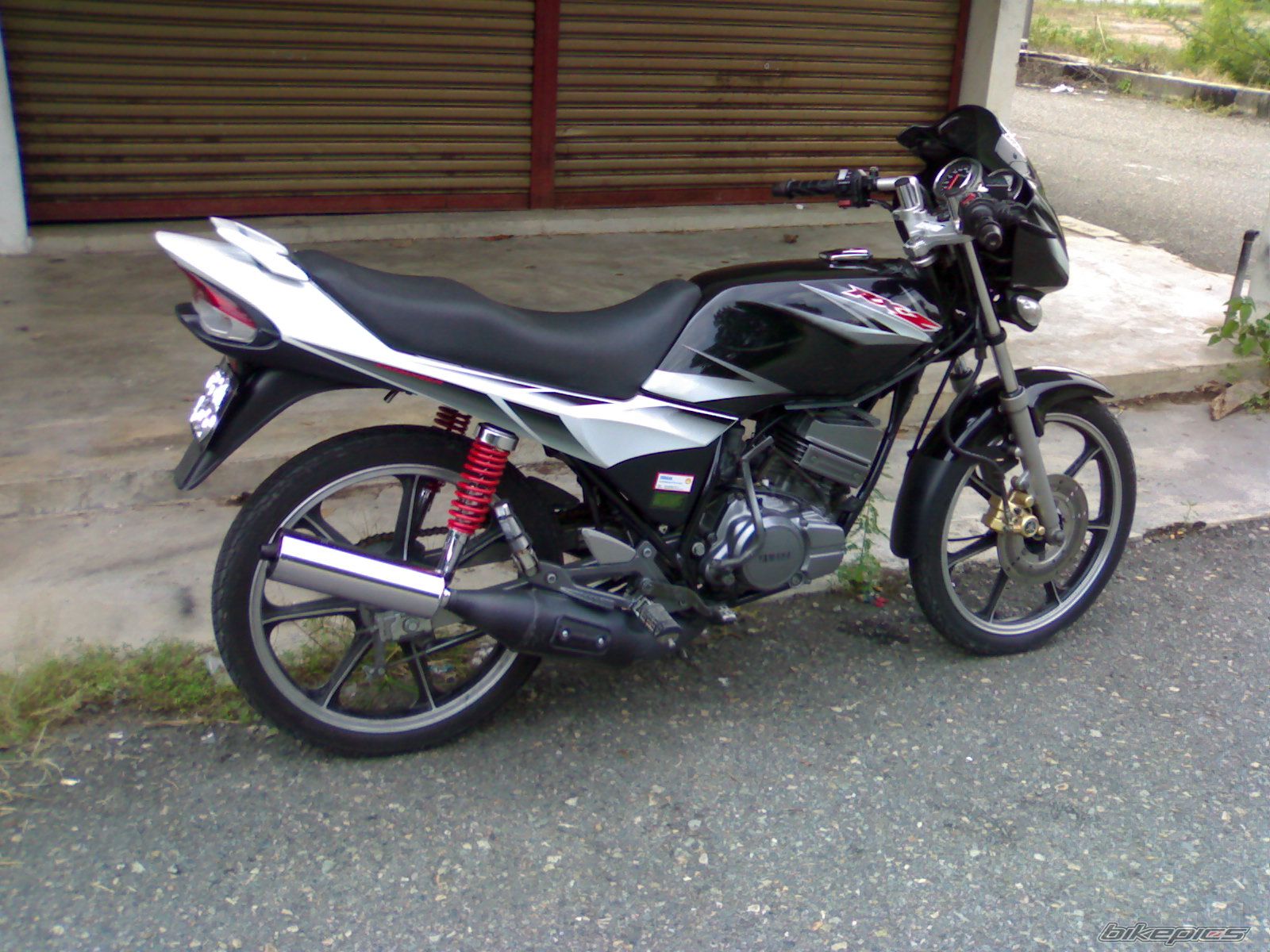 Photo 1096015
