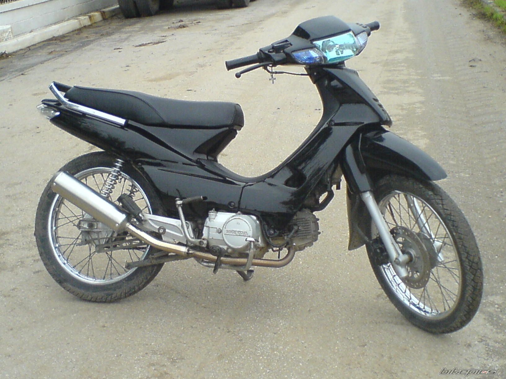 Photo 1096091