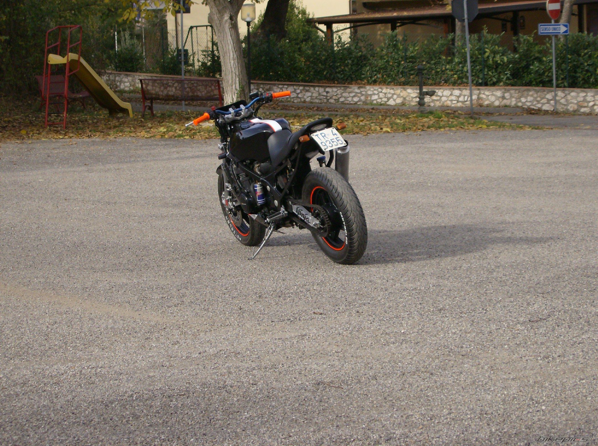 Photo 1096240