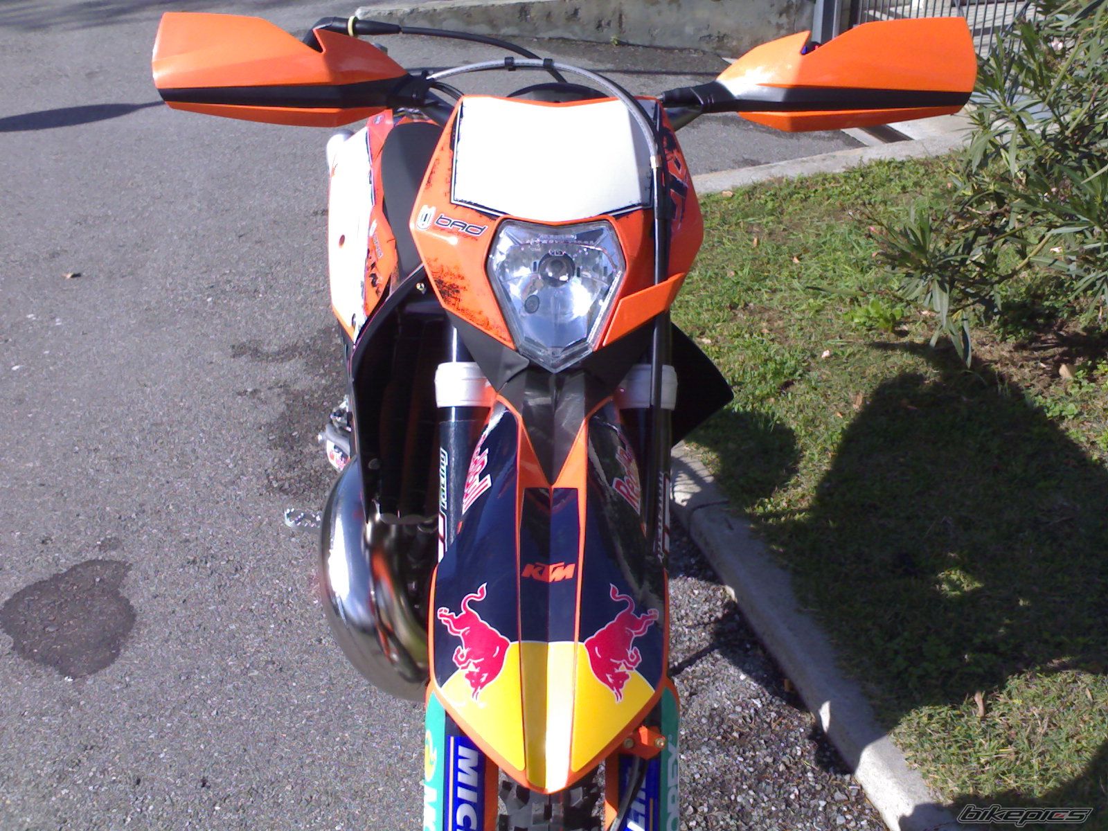 Photo 1096904