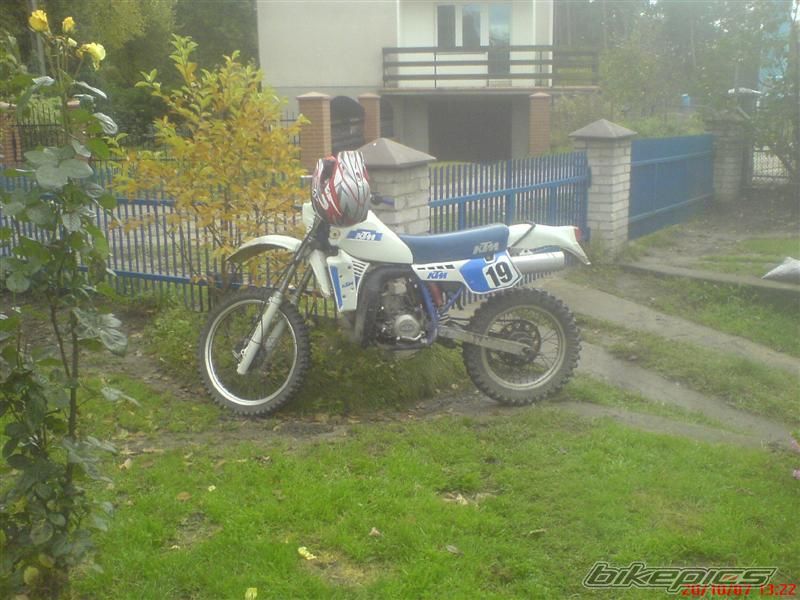 Photo 1097368