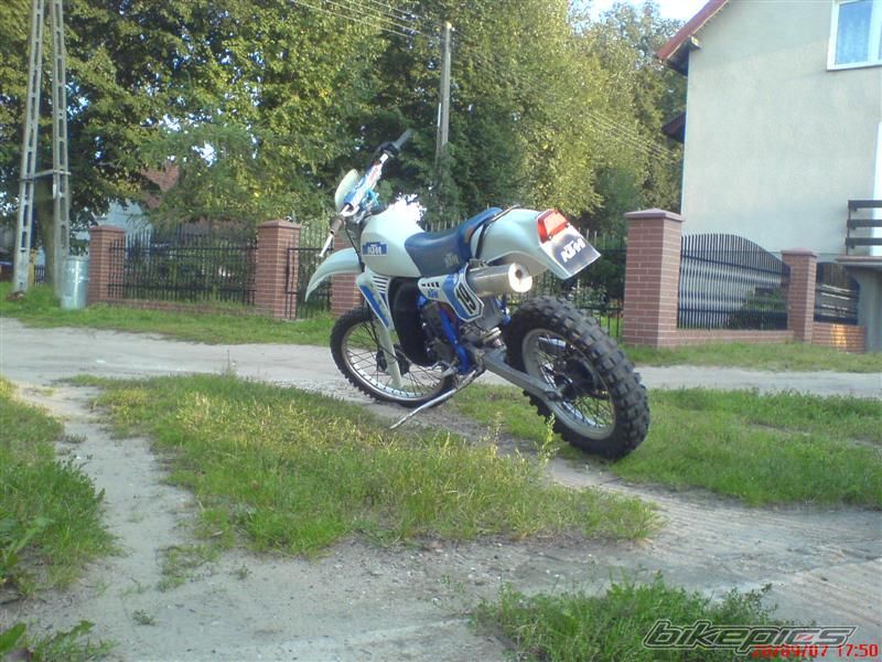Photo 1097372