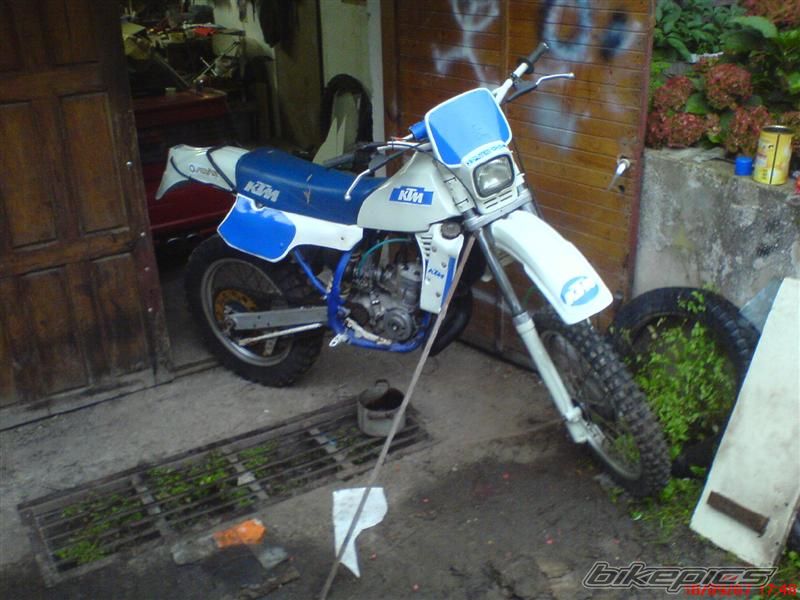 Photo 1097374