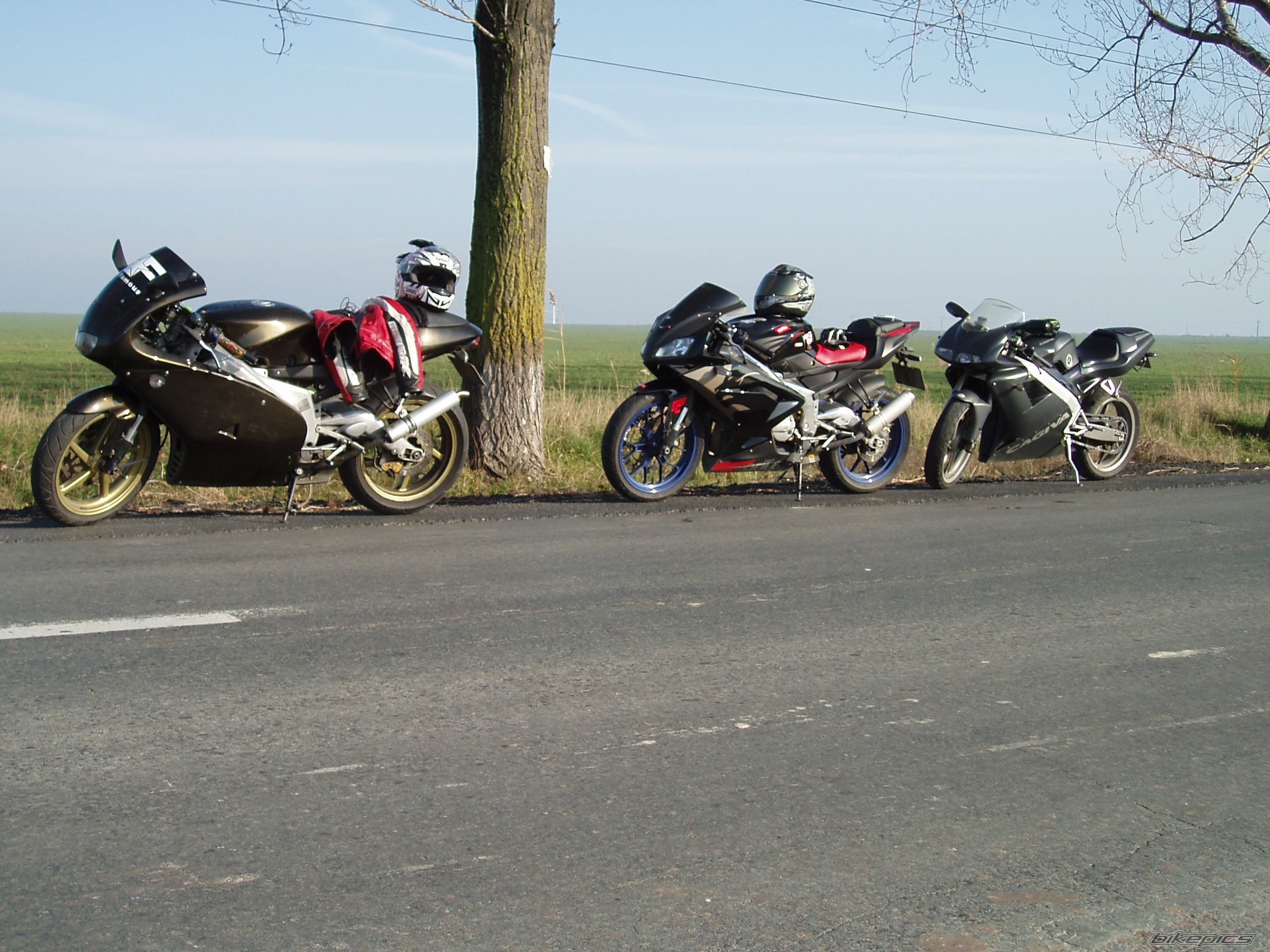 Bike Photo 1098054