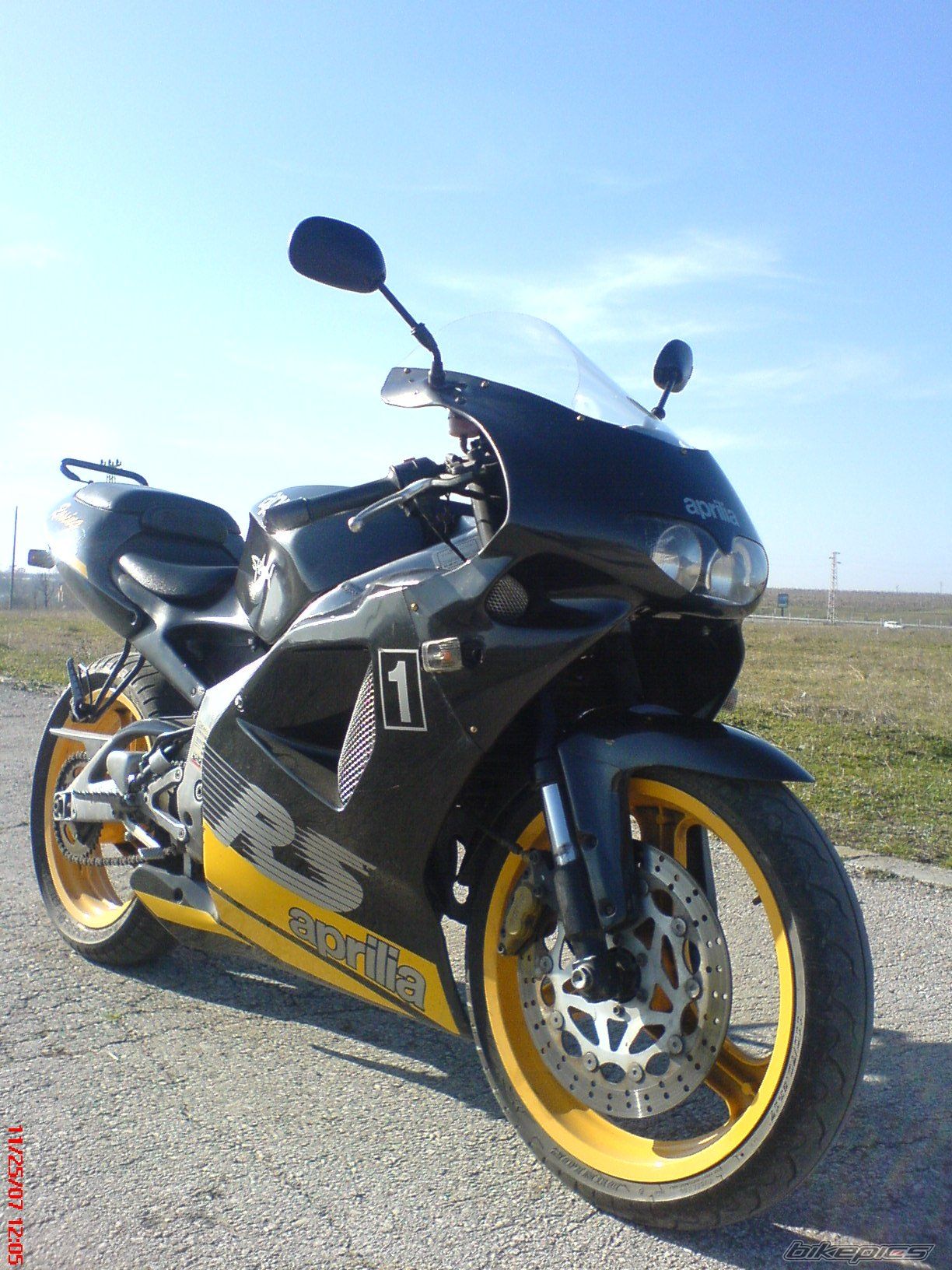 Bike Photo 1098120