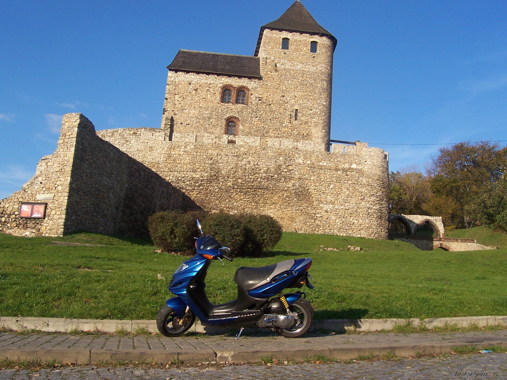 Bike Photo 1098235