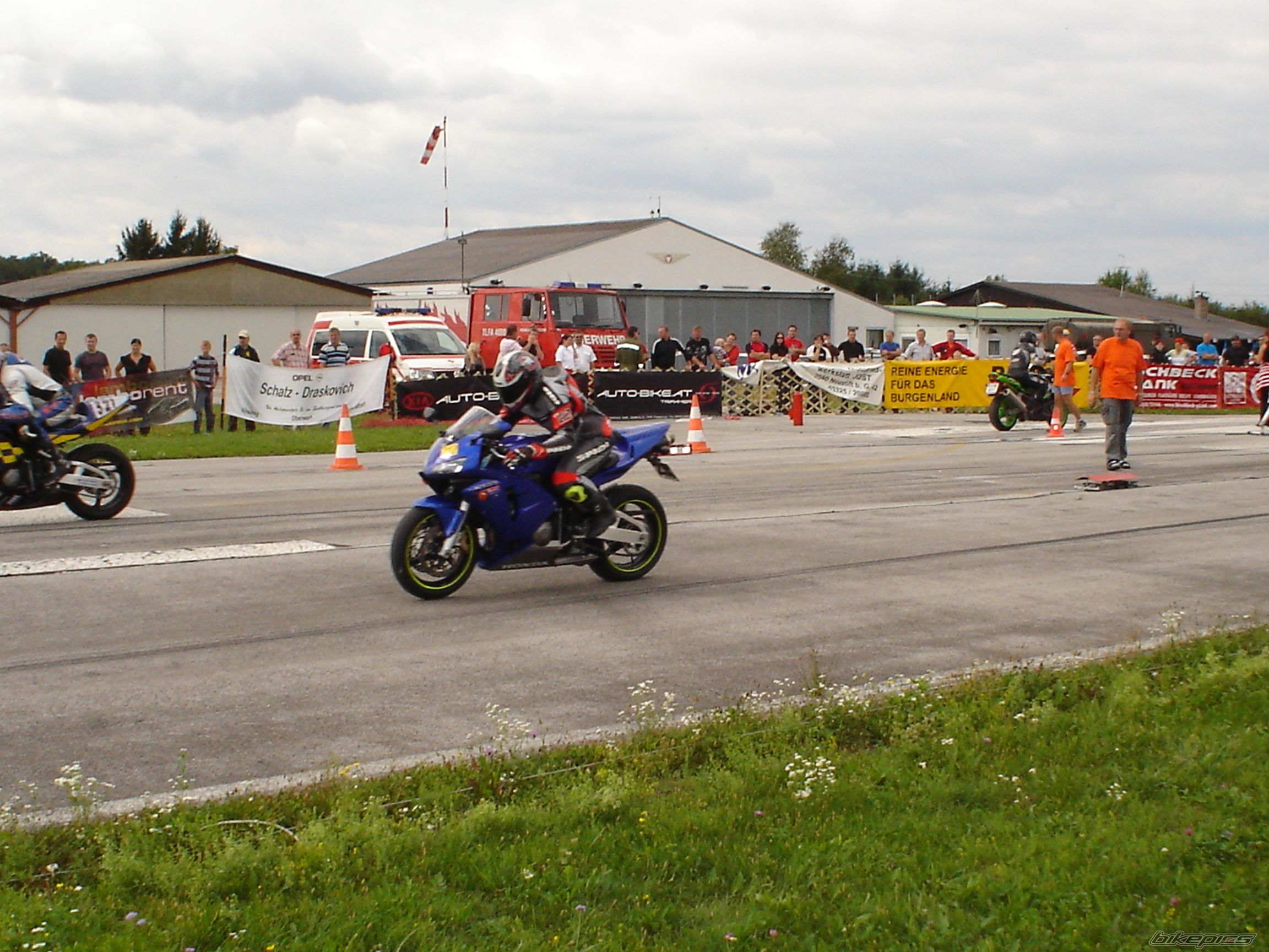 Photo 1098446