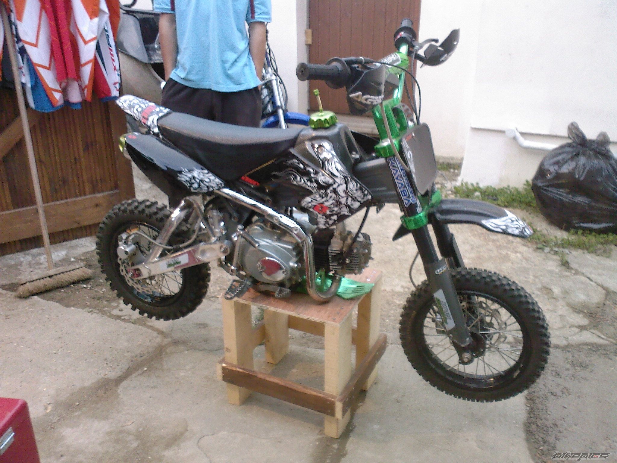 Photo 1098602