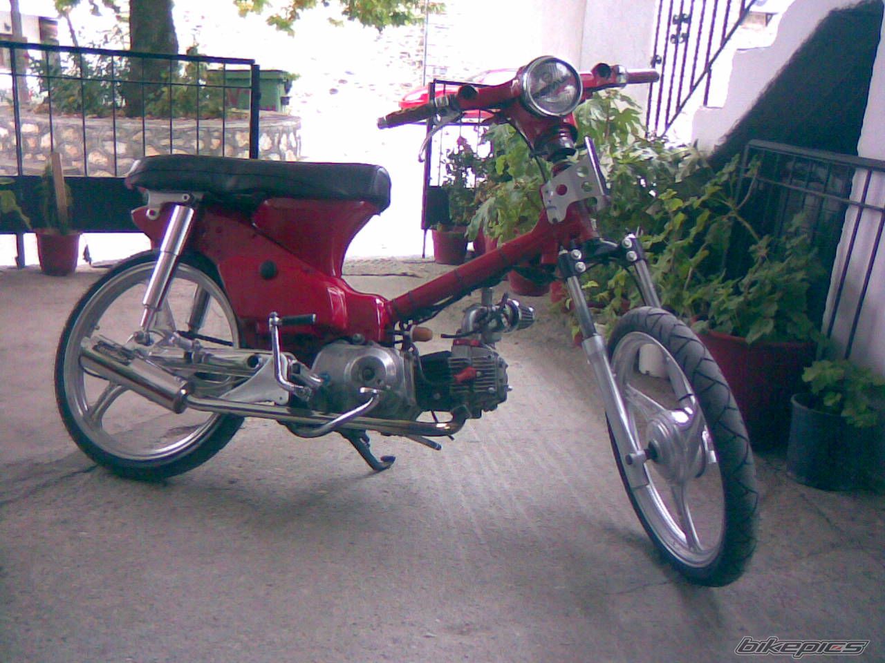 Photo 1098879