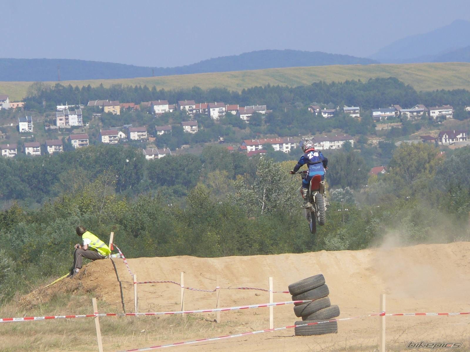 Photo 1098979
