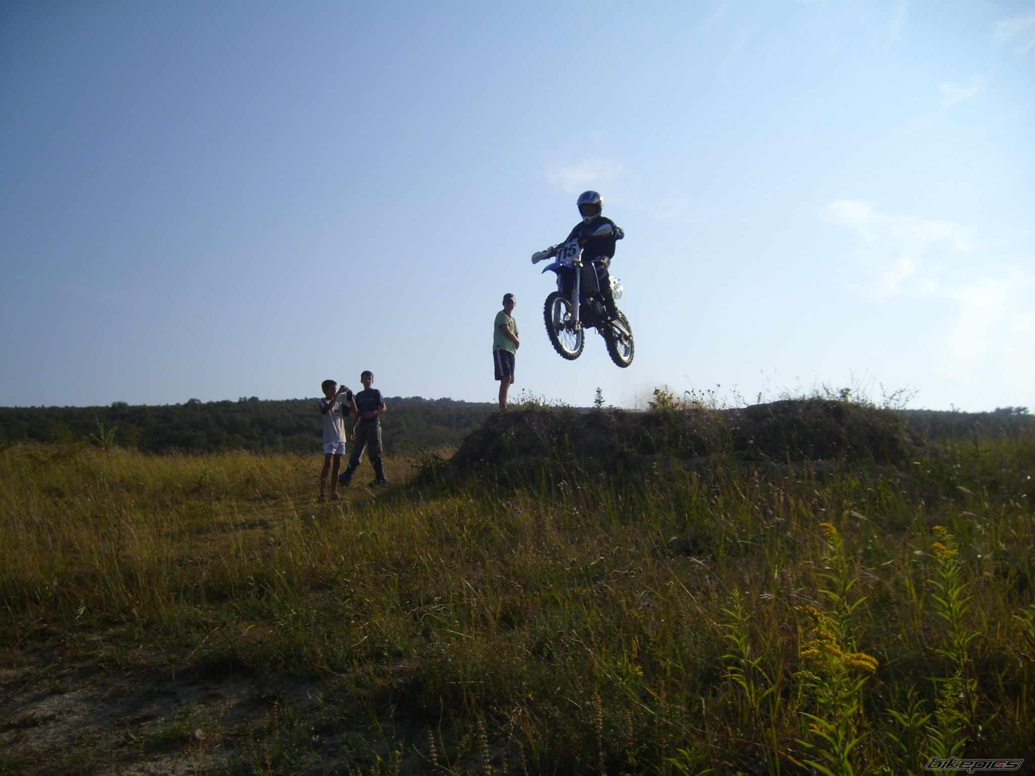 Photo 1100201