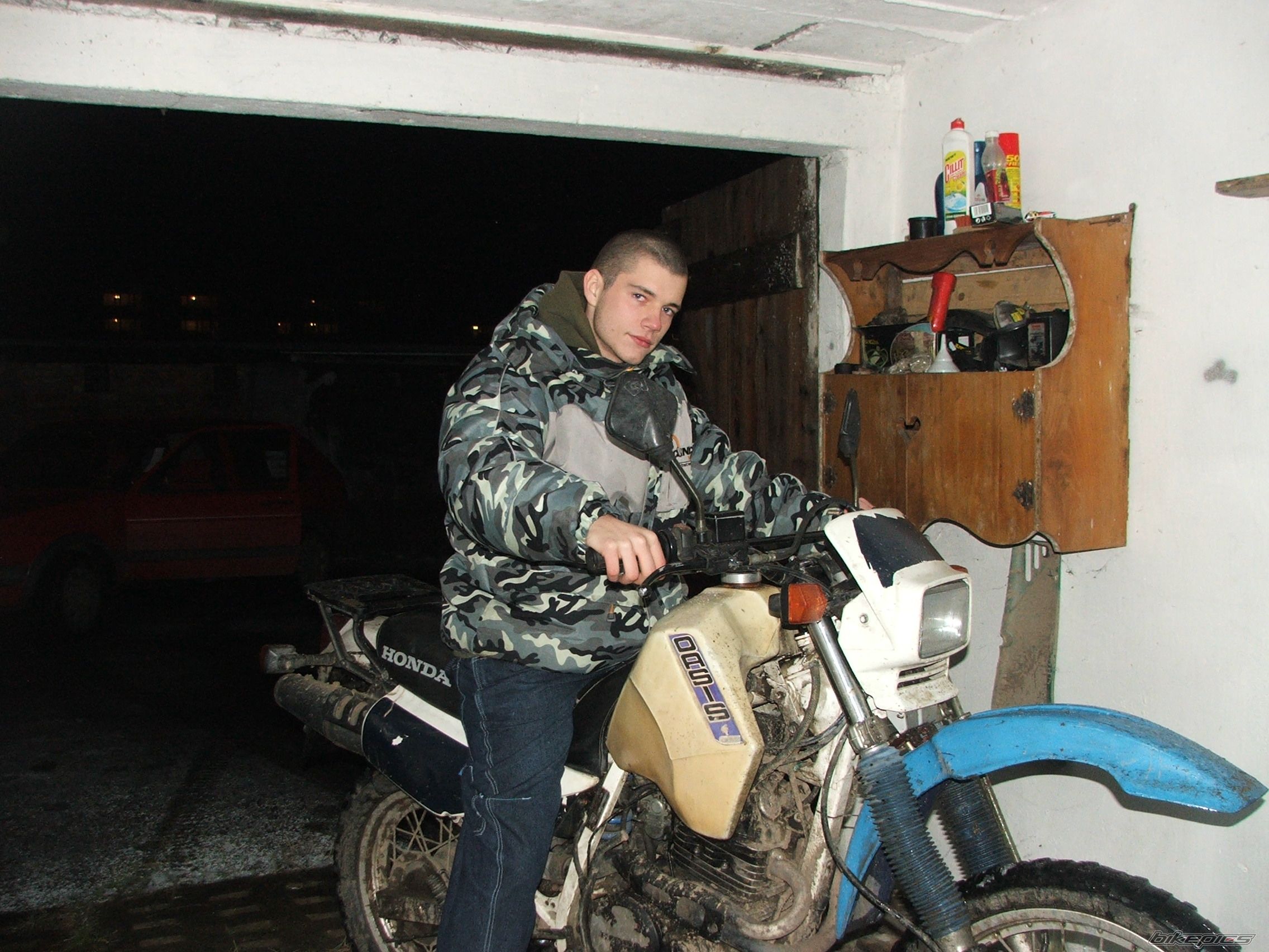 Photo 1100234