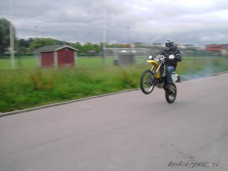 Photo 1100259