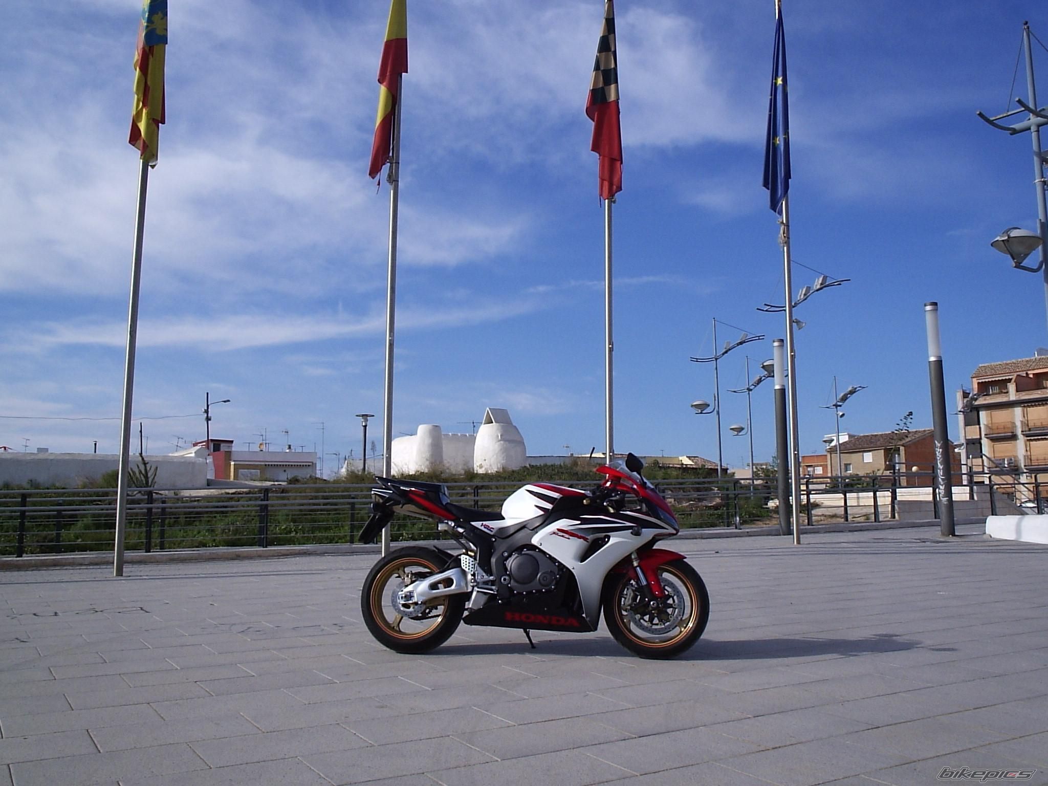 Bike Photo 1100373