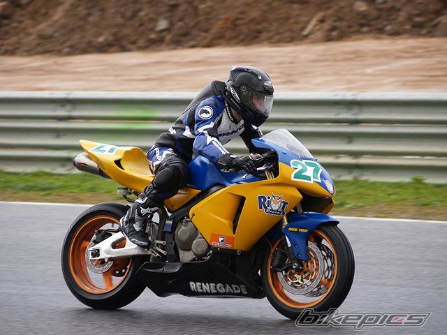 Photo 1100471