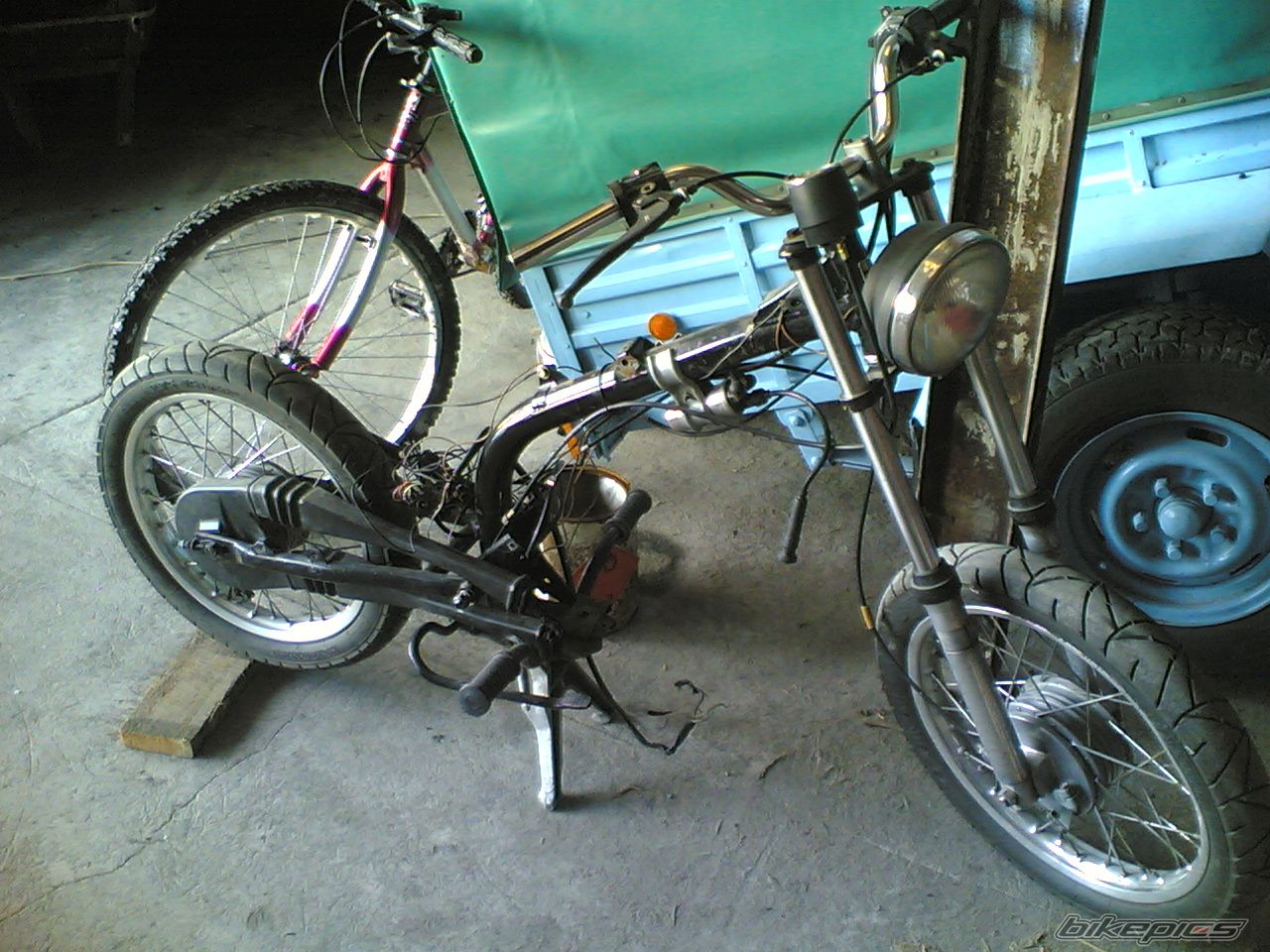 Photo 1101570