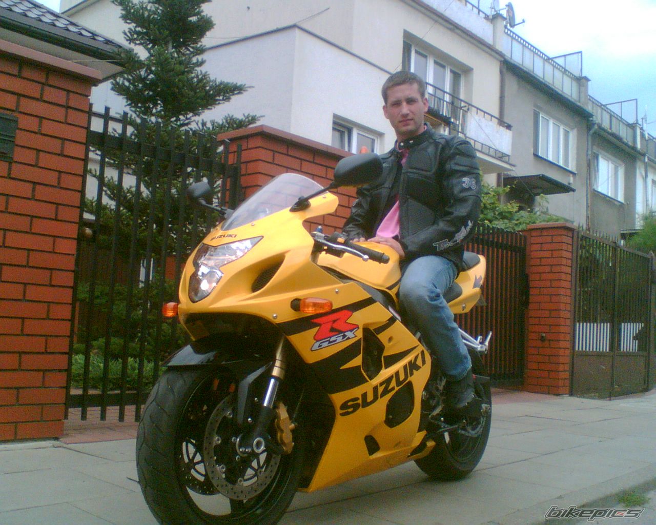 Photo 1101890