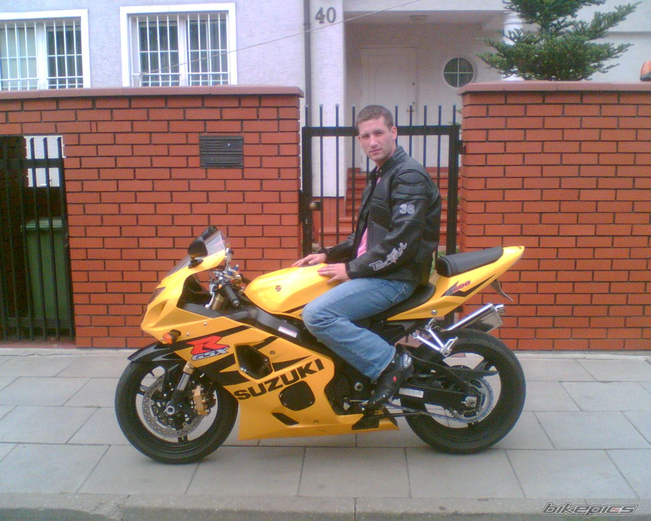 Photo 1101893