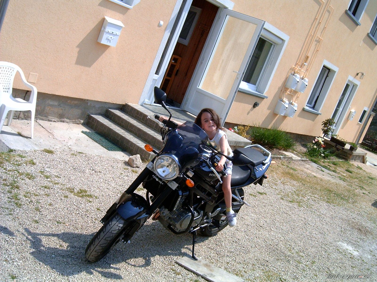 Photo 1103002