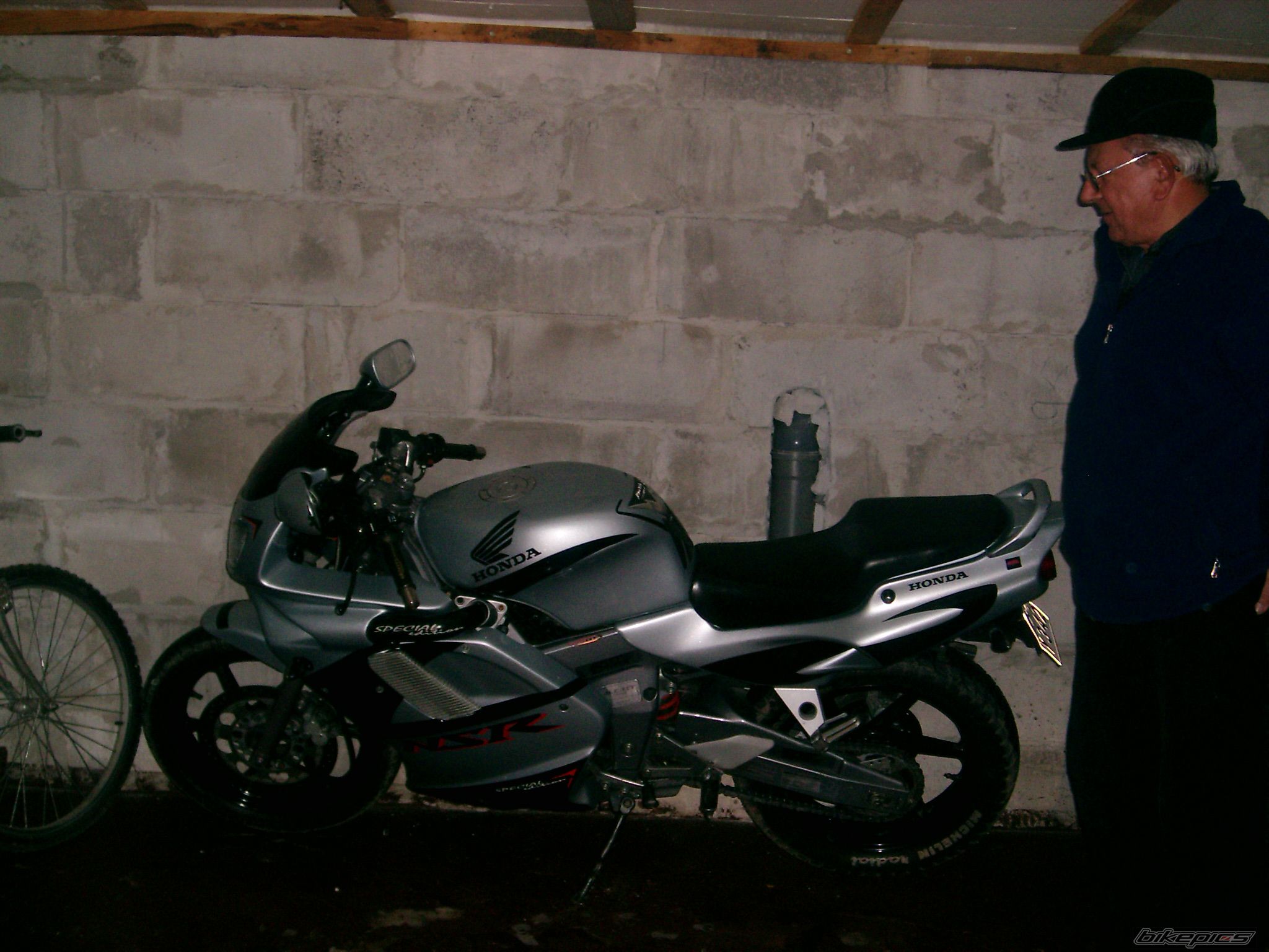 Photo 1103162