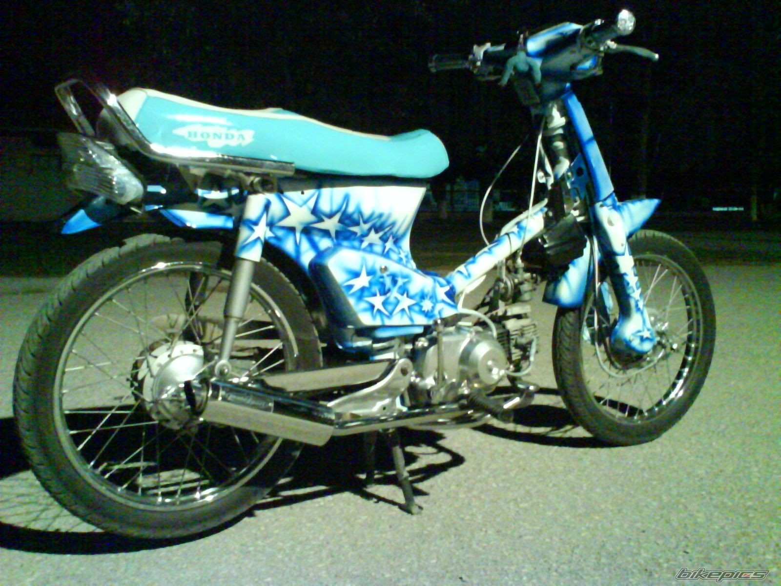 Photo 1103338